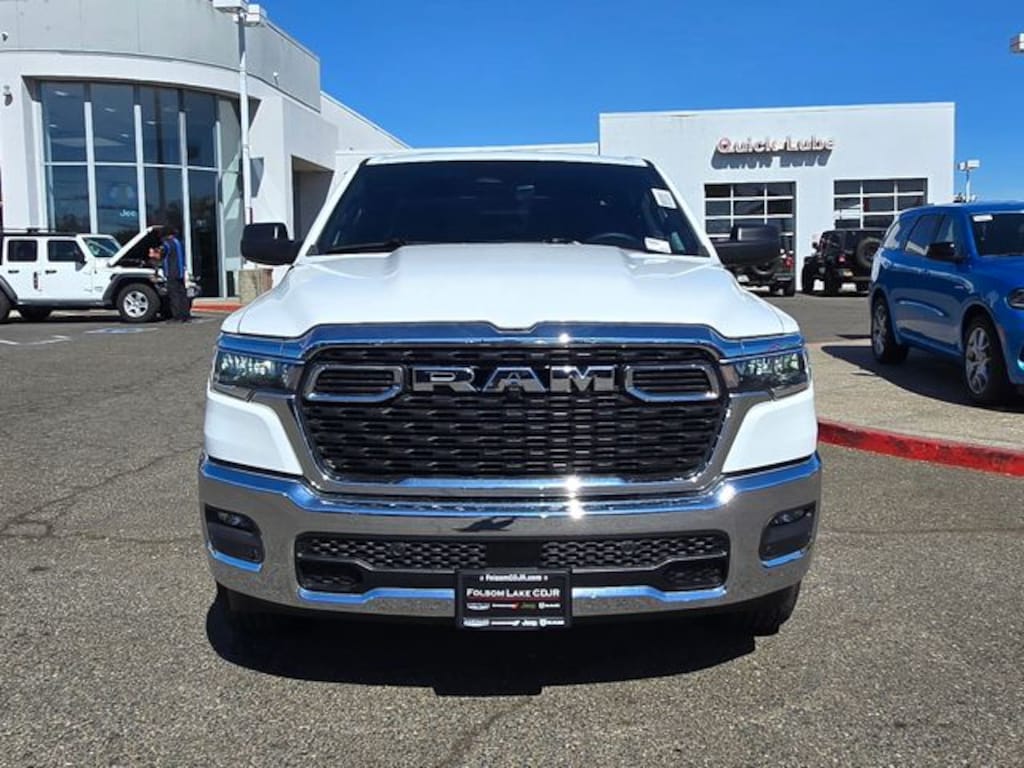 New 2026 Ram 1500 BIG HORN CREW CAB 4X4 5'7 BOX Pickup