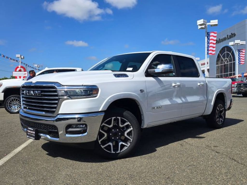 New 2026 Ram 1500 LARAMIE CREW CAB 4X4 5'7 BOX Pickup