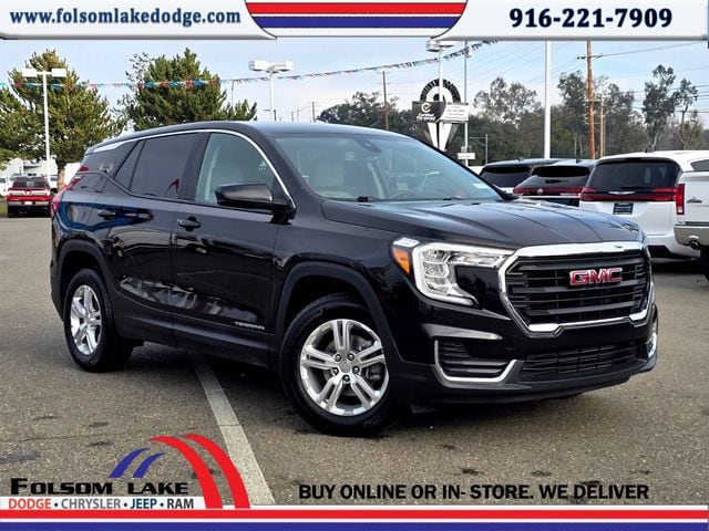 2024 GMC Terrain SLE's photo