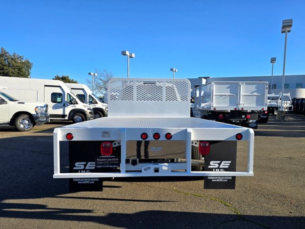 New 2026 Ram 5500 Chassis Cab TRADESMAN REGULAR 4X2 84' CA Pickup