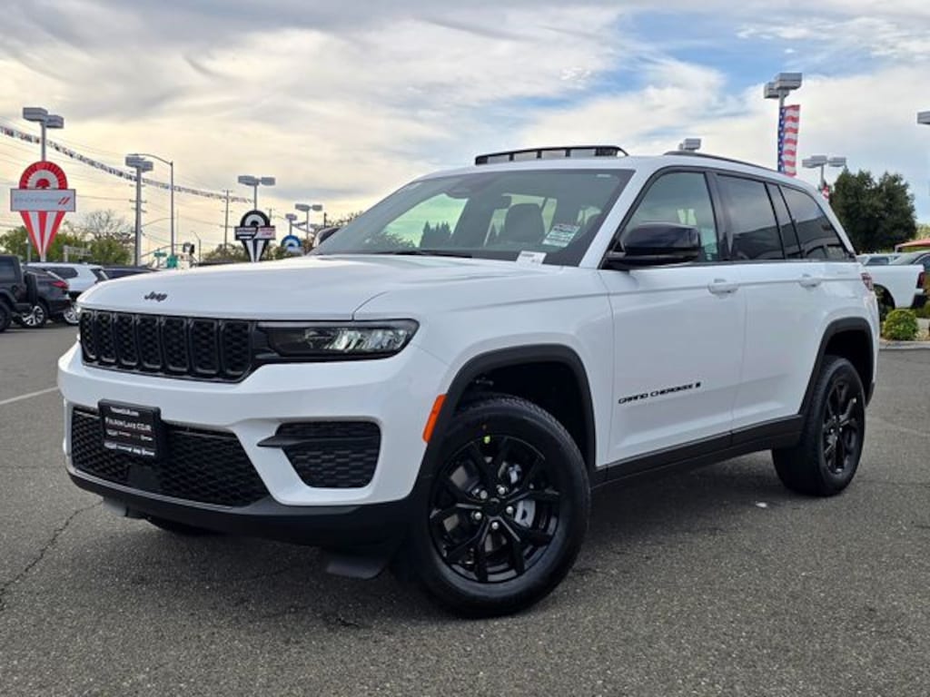 New 2025 Jeep Grand Cherokee ALTITUDE X 4X2 Sport Utility