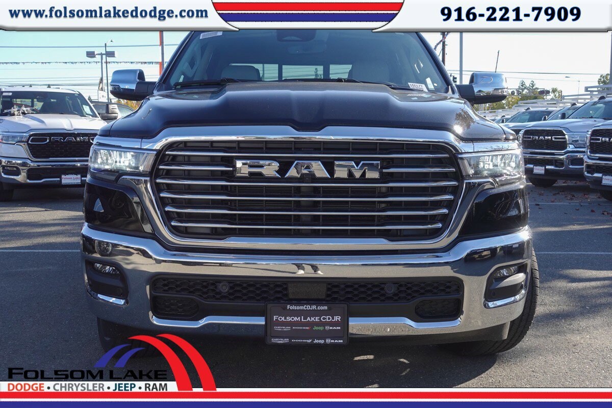 2025 Ram 1500 Laramie photo 2