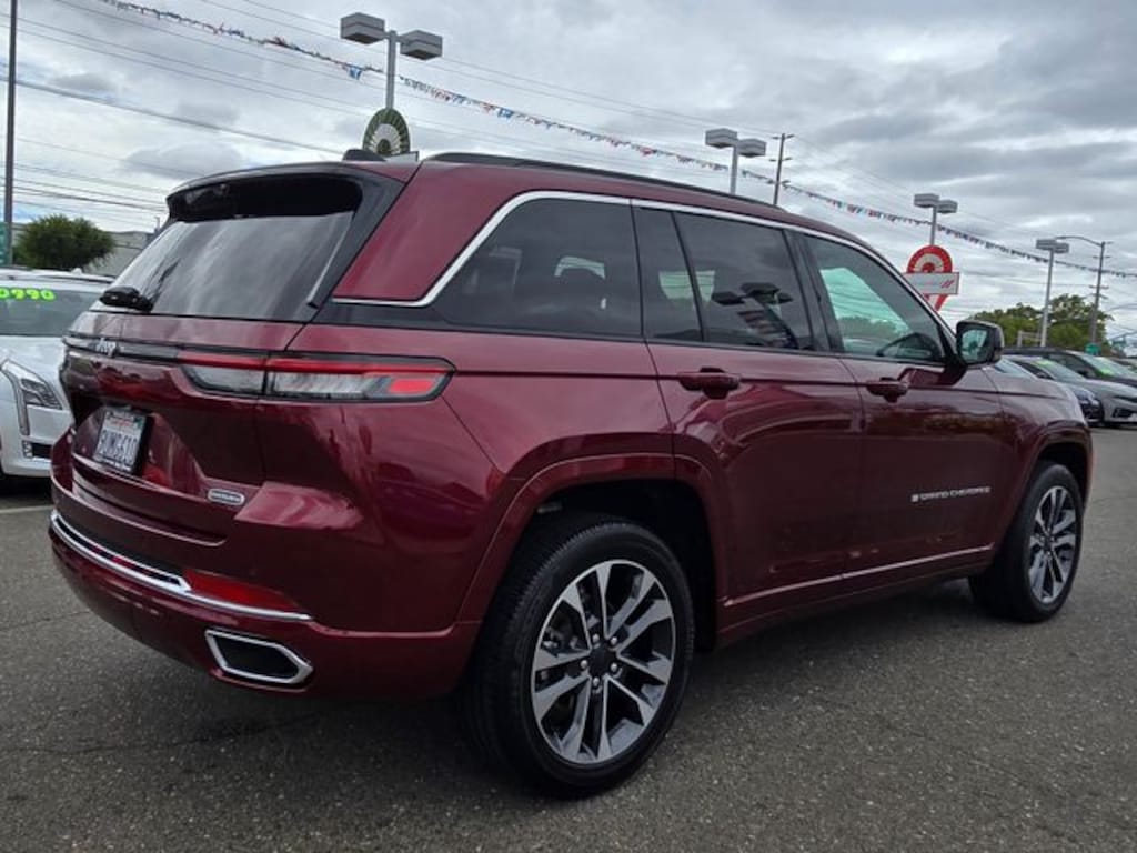 Certified 2025 Jeep Grand Cherokee Overland SUV