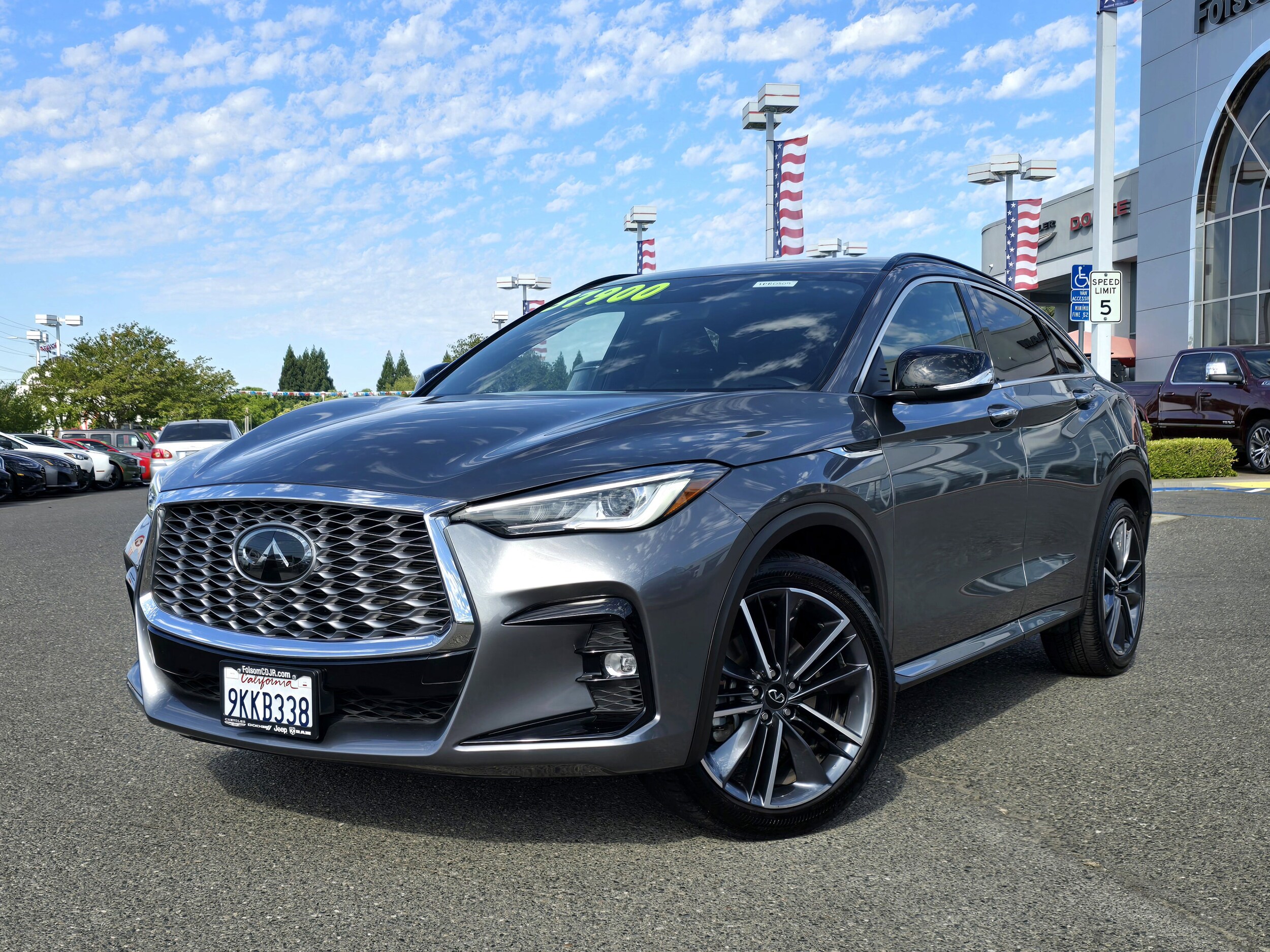 2024 Infiniti QX55 Luxe photo 3