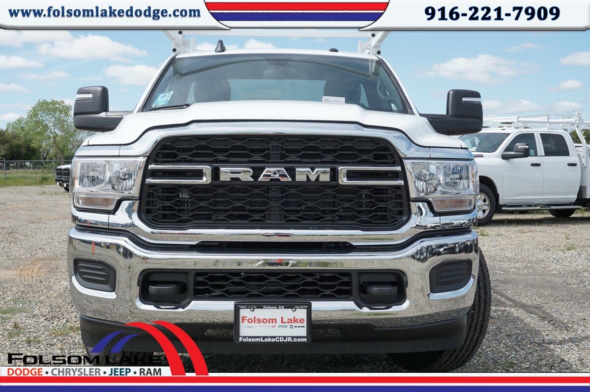 2024 Ram 2500 Tradesman photo 2