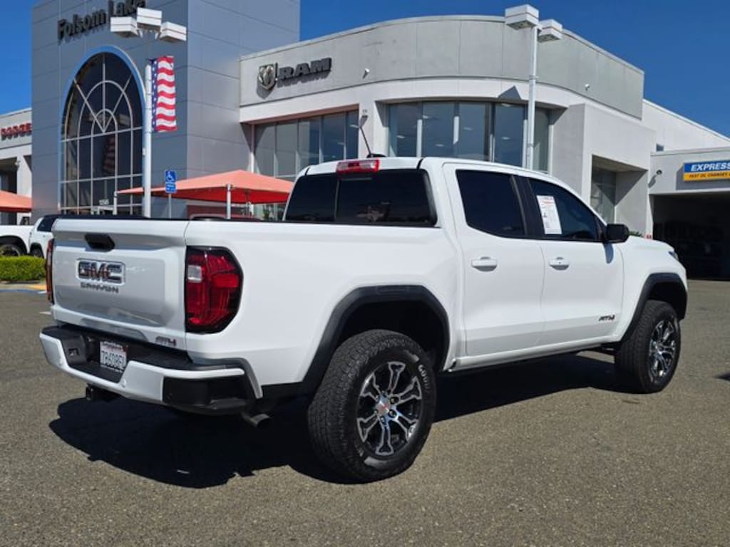 Used 2025 GMC Canyon AT4 Truck