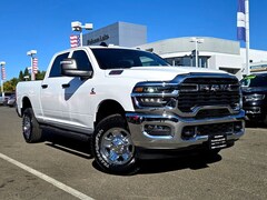 2025 Ram 2500 TRADESMAN CREW CAB 4X4 6'4 BOX Pickup