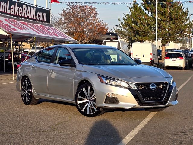 2022 Nissan Altima SR