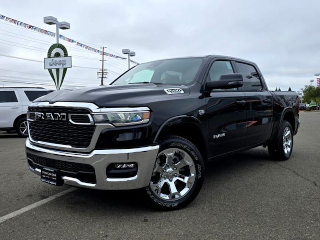 New 2026 Ram 1500 BIG HORN CREW CAB 4X4 5'7 BOX Pickup