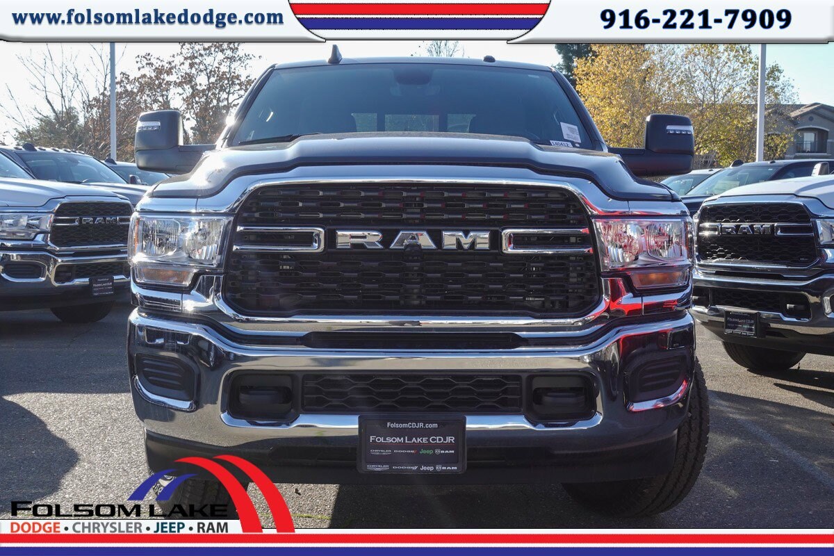 2024 Ram 2500 Tradesman photo 2