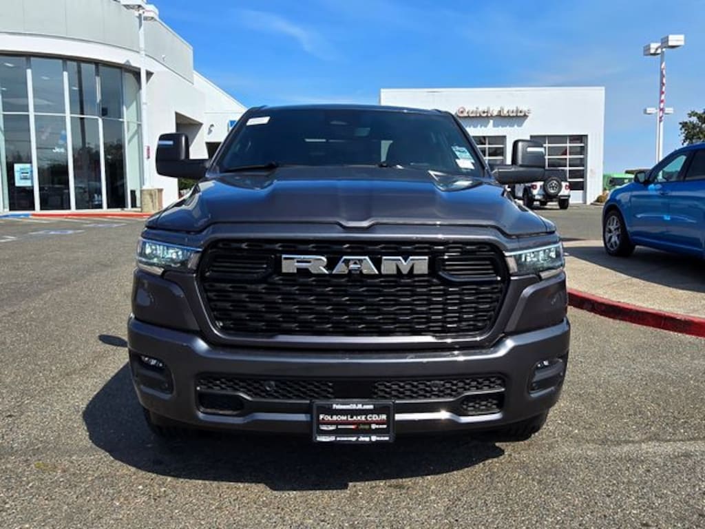 New 2026 Ram 1500 BIG HORN CREW CAB 4X4 6'4 BOX Pickup