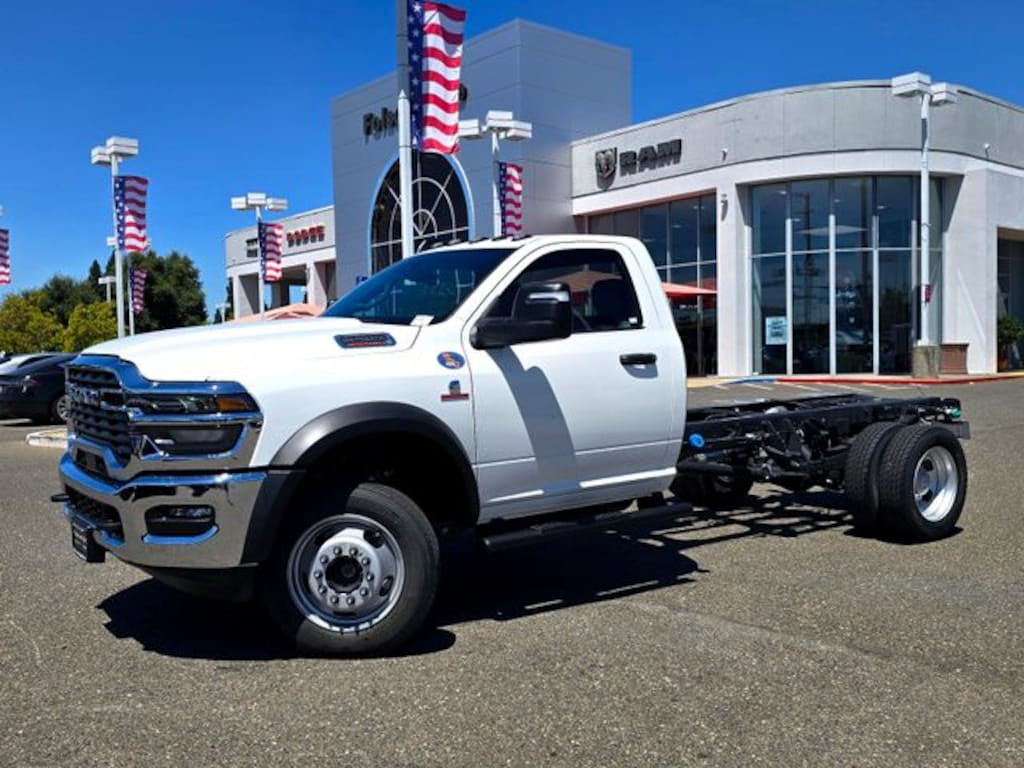 New 2026 Ram 5500 Chassis Cab TRADESMAN REGULAR 4X4 84' CA Pickup
