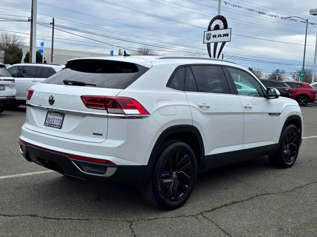 Used 2022 Volkswagen Atlas Cross Sport 3.6L V6 SE w/Technology SUV