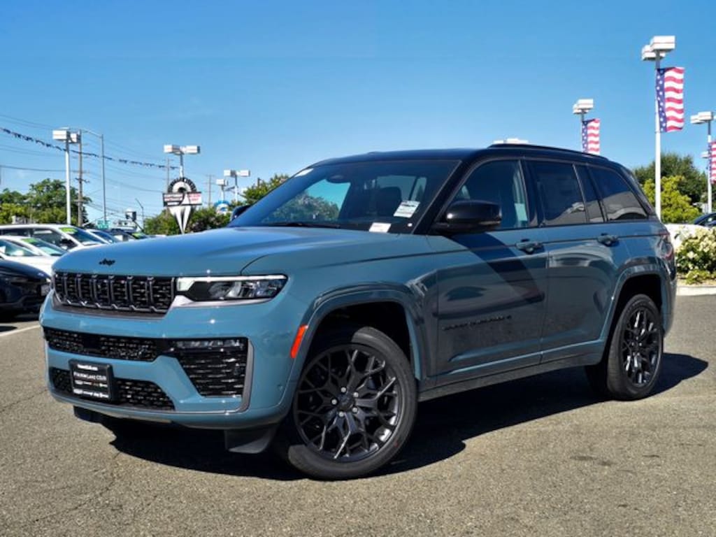 New 2026 Jeep Grand Cherokee SUMMIT 4X4 Sport Utility