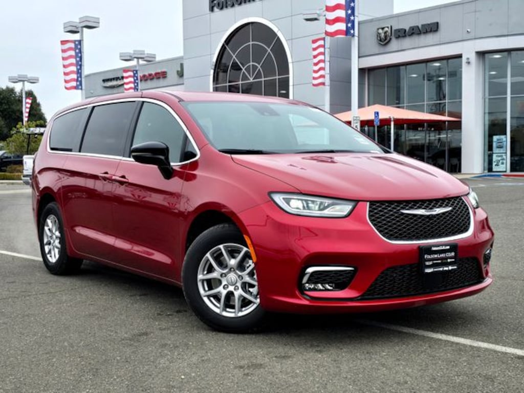 New 2026 Chrysler Pacifica SELECT Passenger Van