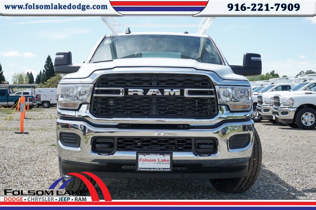 2024 Ram 2500 Tradesman photo 2