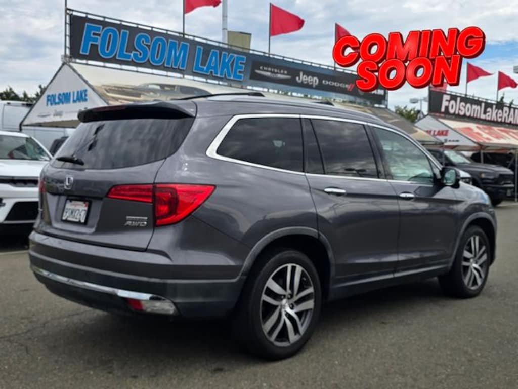 Used 2016 Honda Pilot Touring SUV