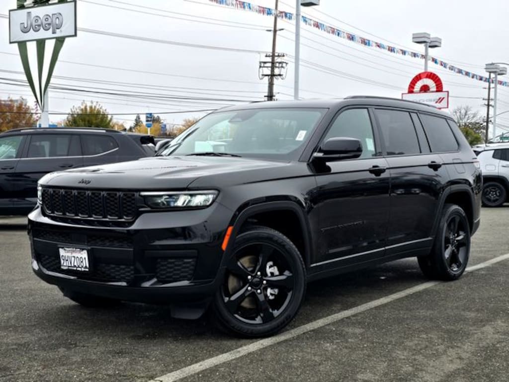 Used 2023 Jeep Grand Cherokee L Altitude SUV