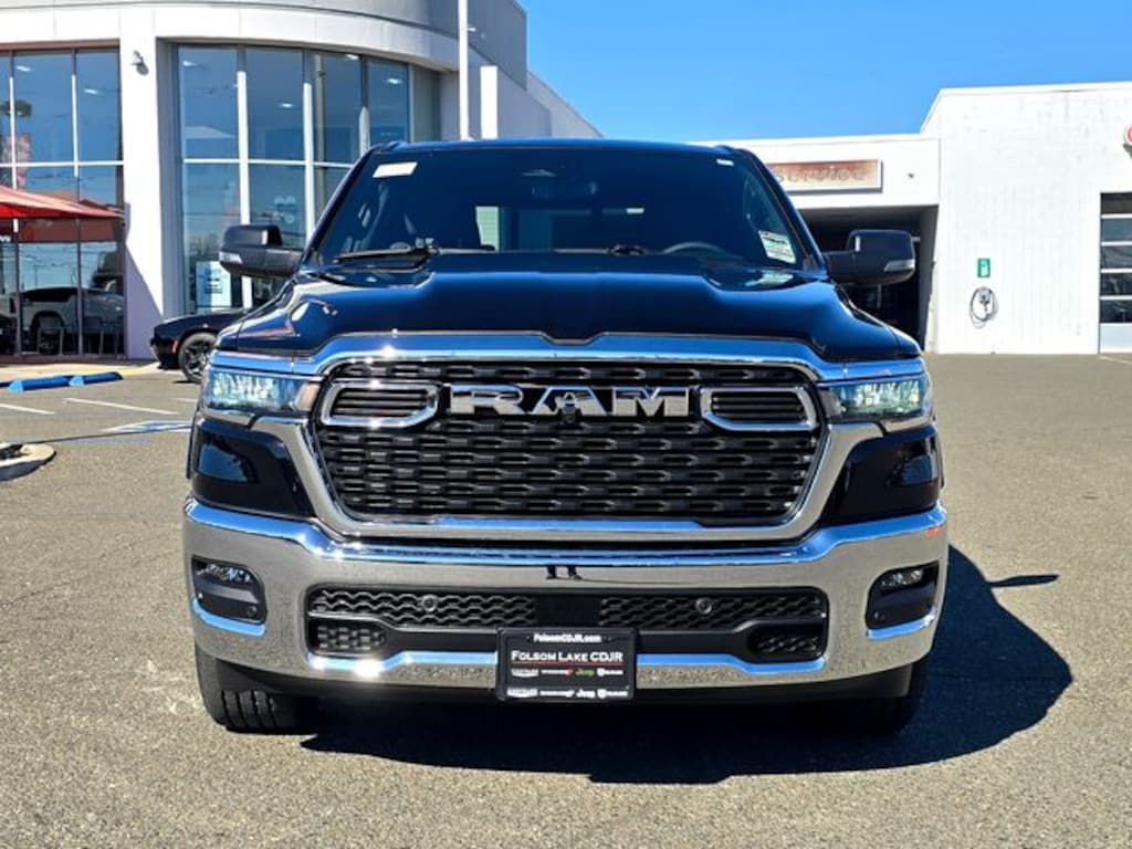 New 2026 Ram 1500 BIG HORN CREW CAB 4X4 5'7 BOX Pickup