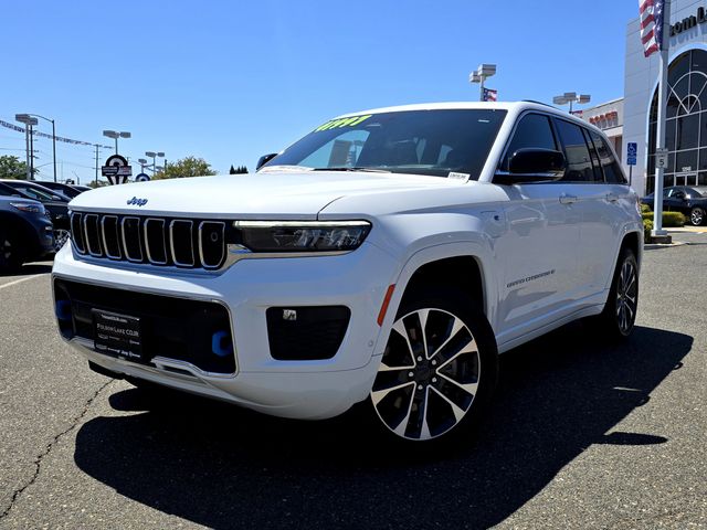 2023 Jeep Grand Cherokee Overland 4xe photo 3