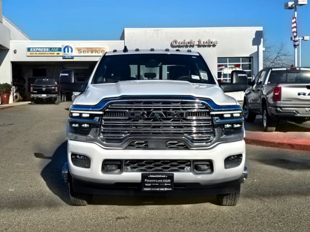 New 2026 Ram 3500 Chassis Cab BIG HORN CREW 4X4 60' CA Pickup