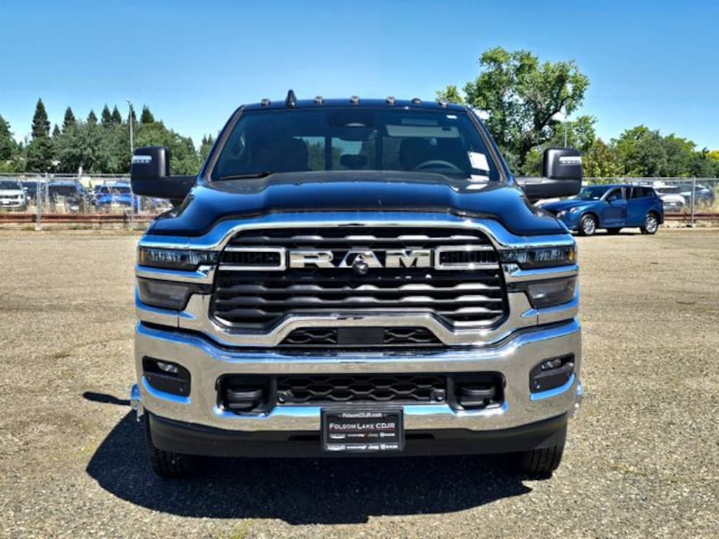 New 2026 Ram 3500 TRADESMAN CREW CAB 4X4 8' BOX Pickup