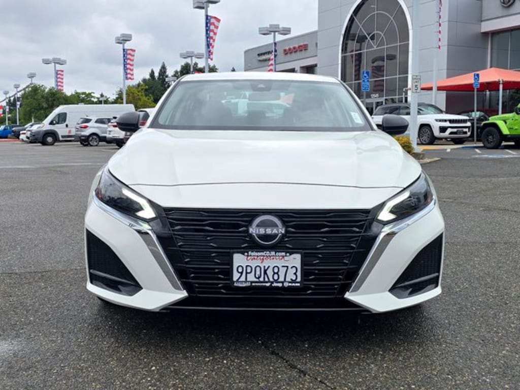 Used 2025 Nissan Altima 2.5 SV Sedan