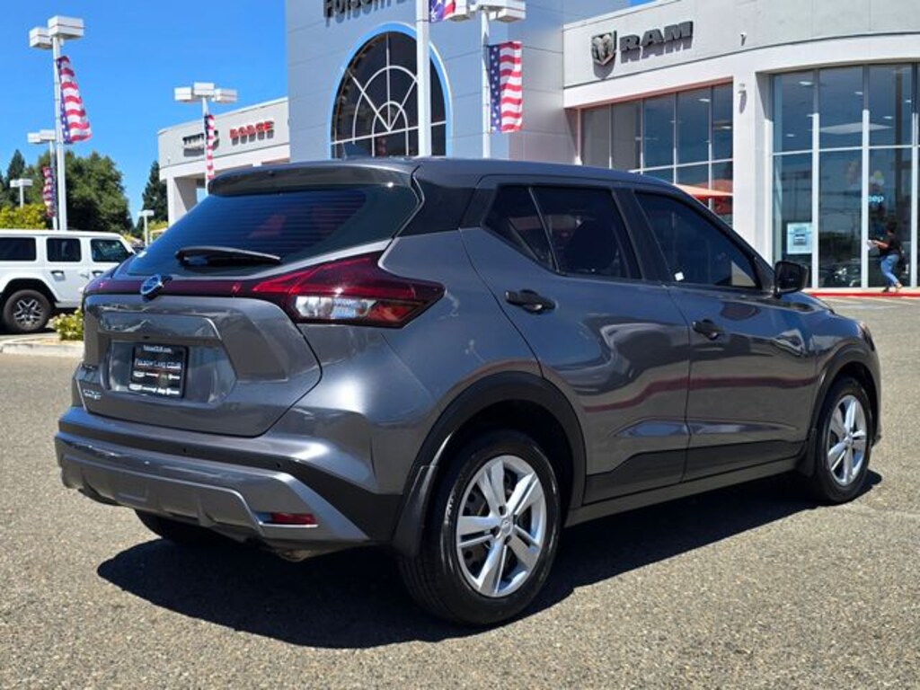 Used 2021 Nissan Kicks S SUV