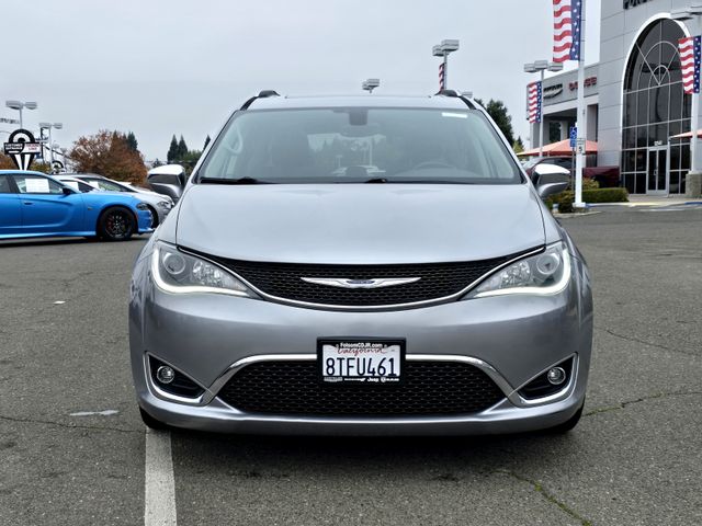 2018 Chrysler Pacifica Limited photo 2