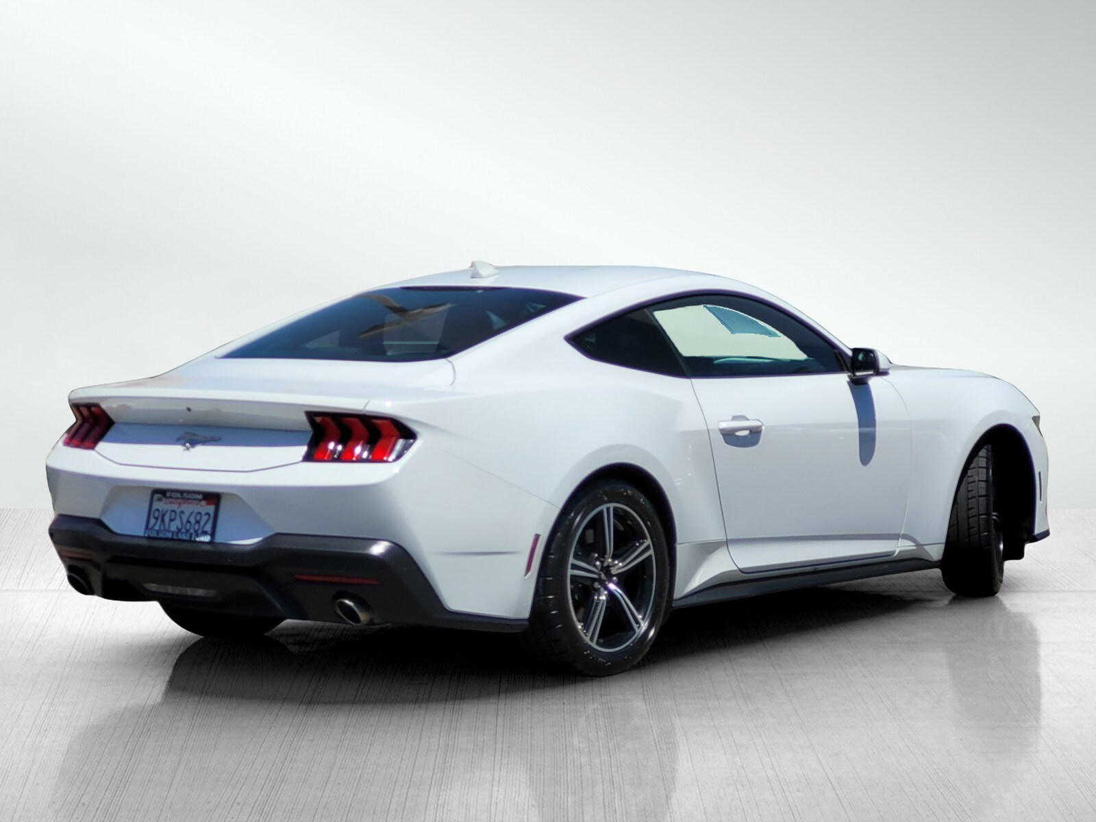 2024 Ford Mustang EcoBoost photo 4