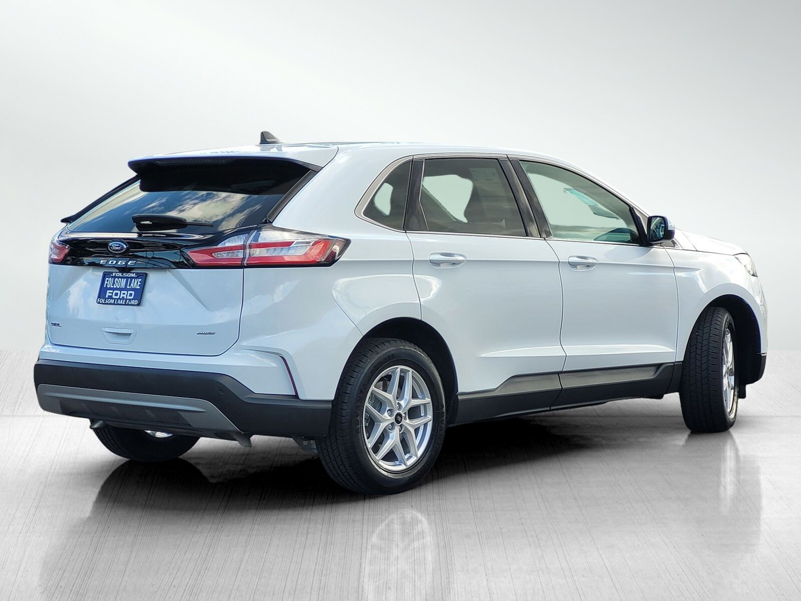 2024 Ford Edge SEL photo 4
