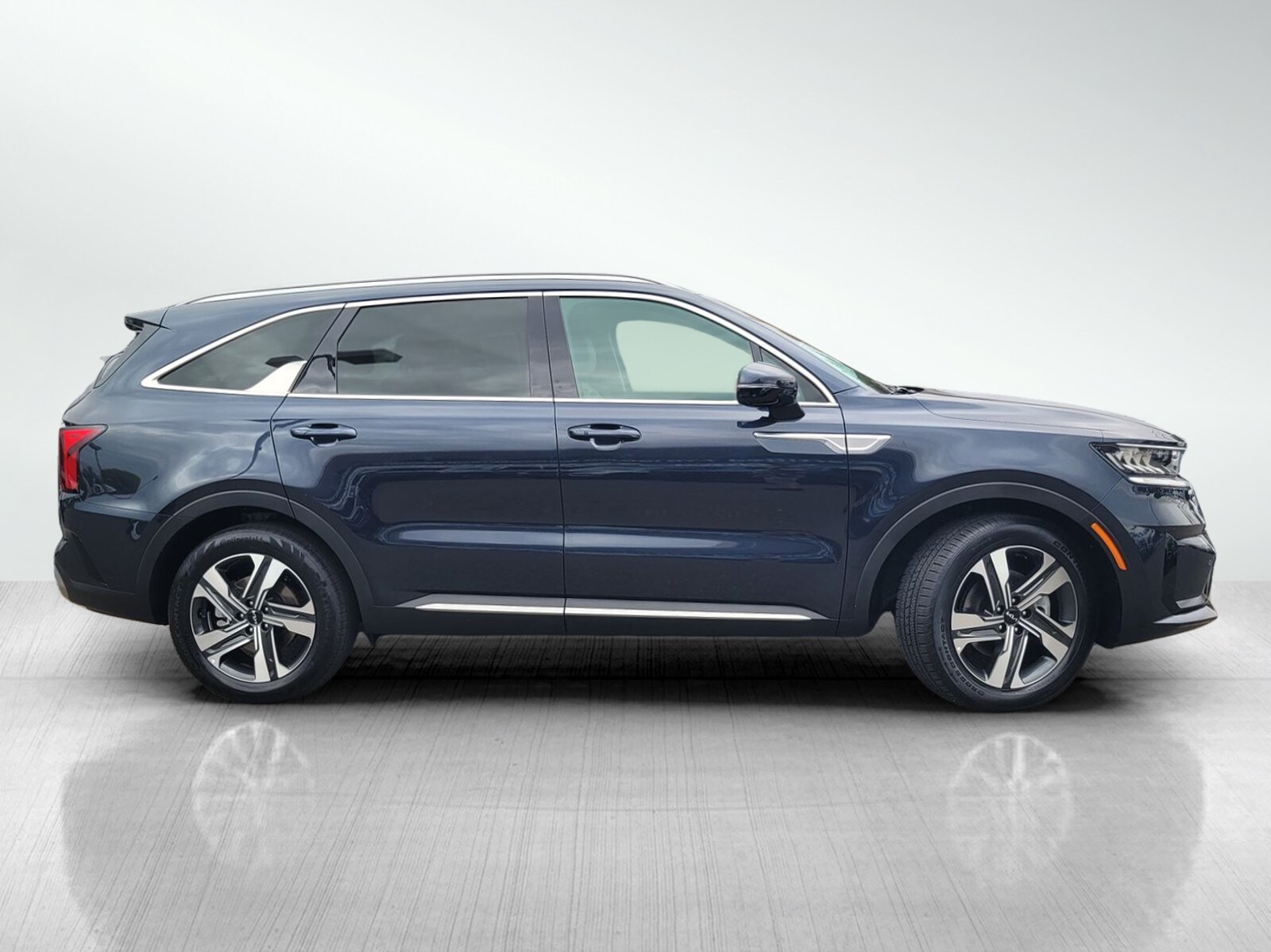 2024 Kia Sorento Hybrid EX photo 2