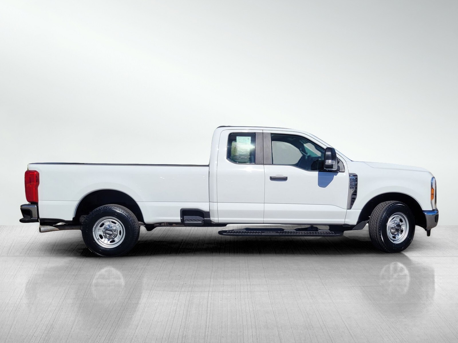 2024 Ford F-250 XL photo 3