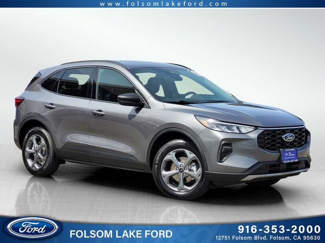 2025 Ford Escape ST-Line AWD's photo