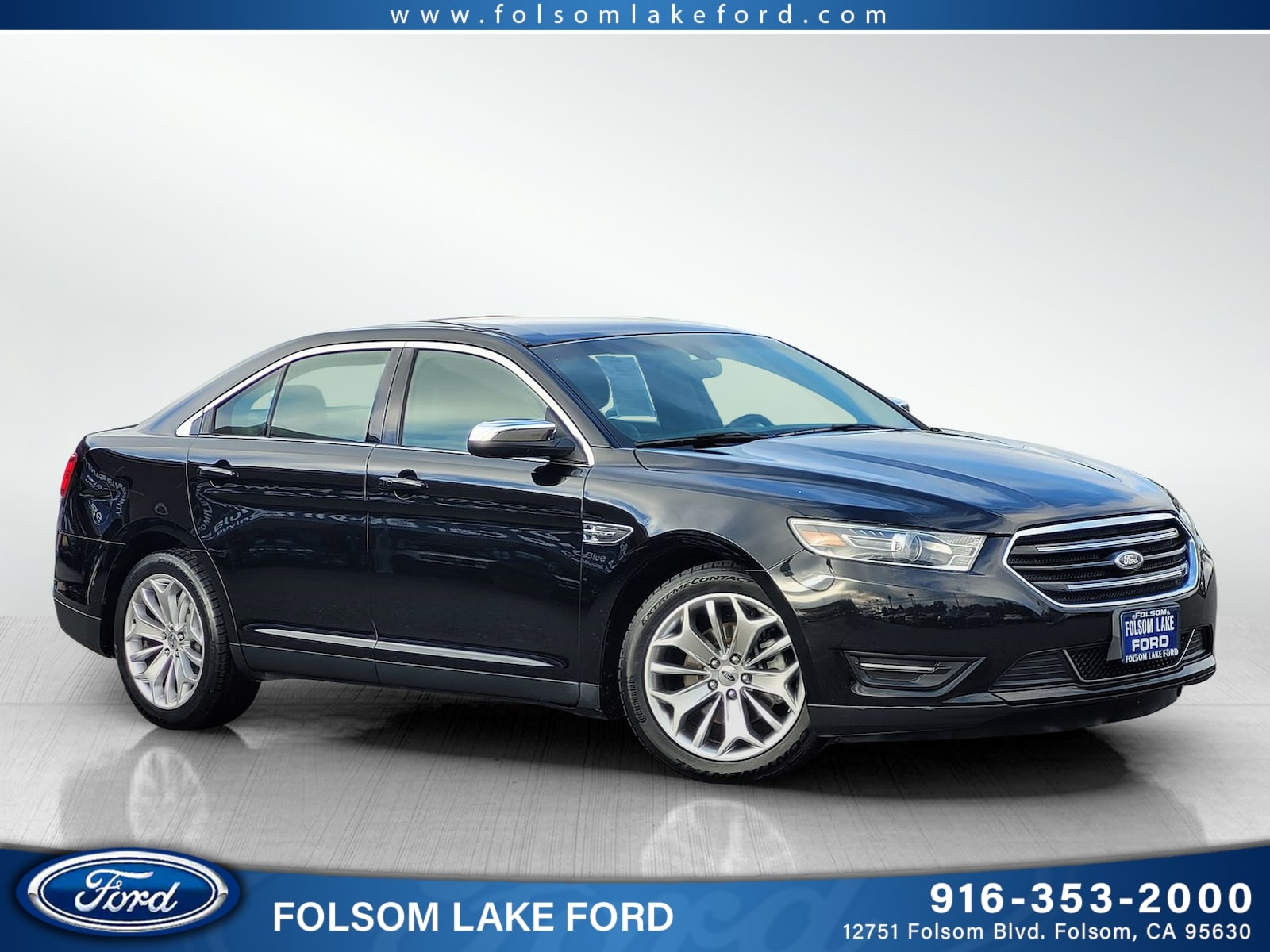 2016 Ford Taurus Limited's photo