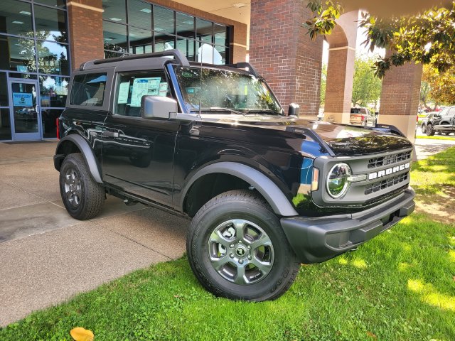 2026 Ford Bronco 2-Door Base