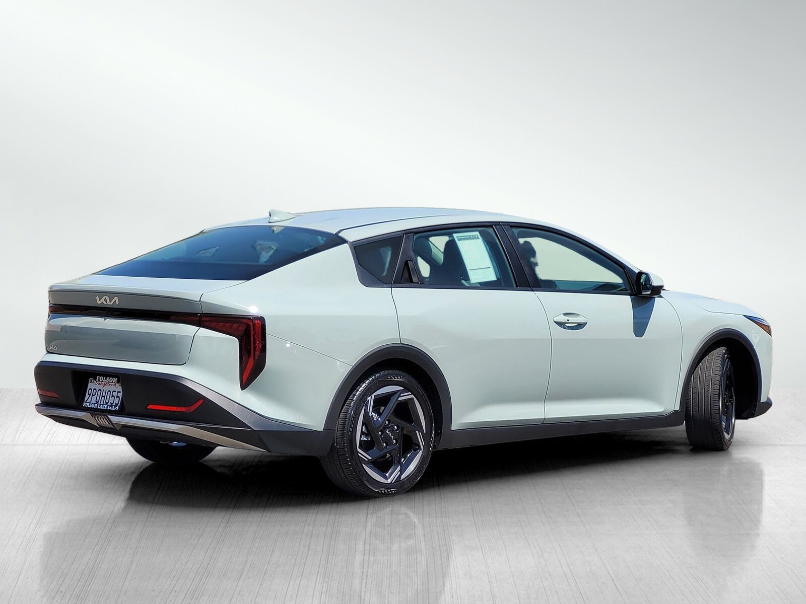 2025 Kia K4 EX photo 3