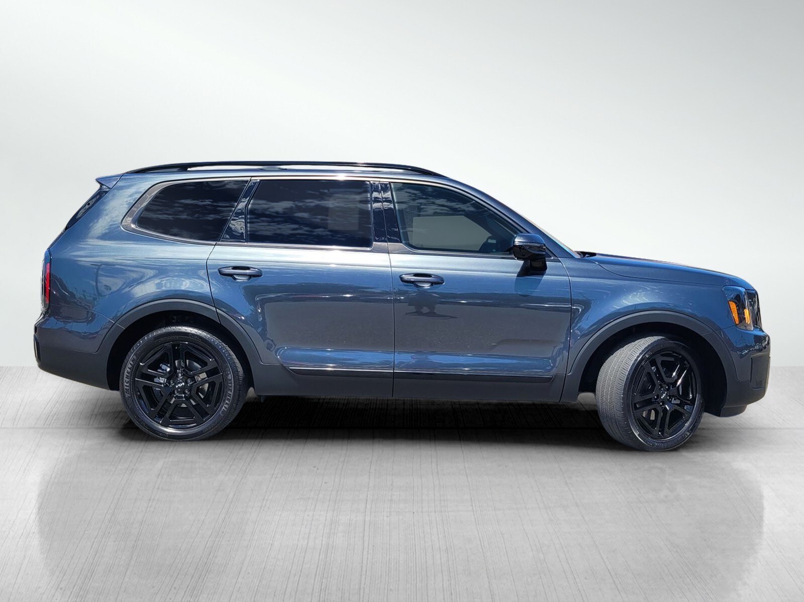 2024 Kia Telluride SX X-Line photo 3
