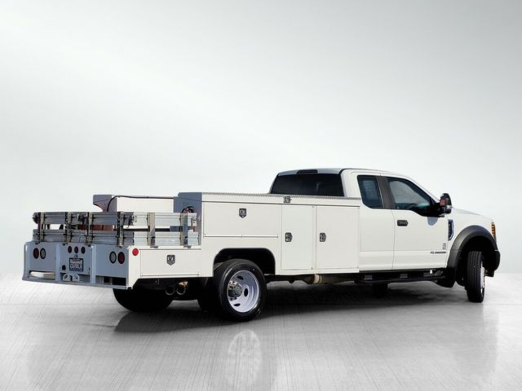 Used 2019 Ford F-550SD XLT Chassis