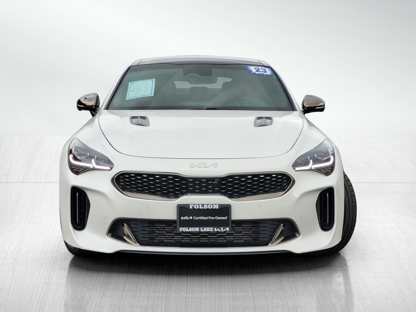 2023 Kia Stinger GT2 photo 2