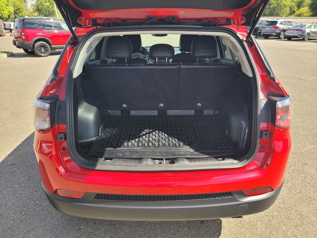 2020 Jeep Compass Altitude photo 3