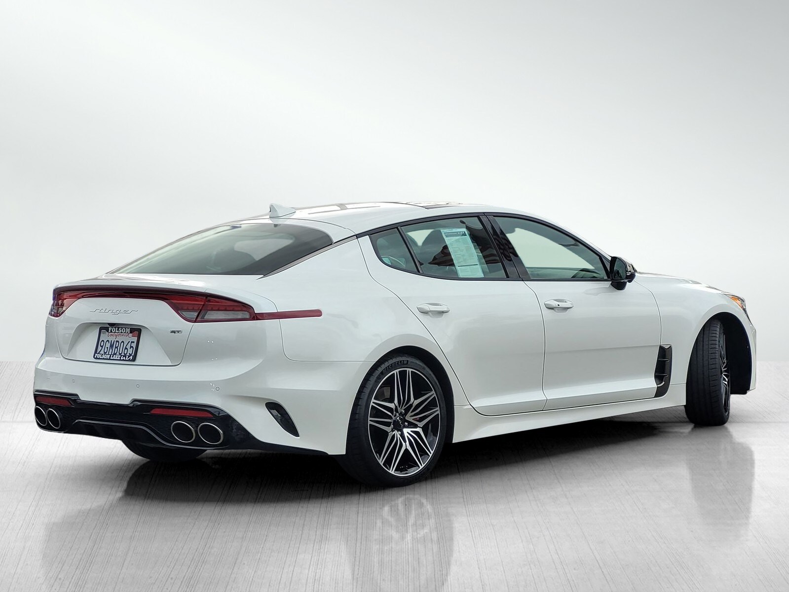 2023 Kia Stinger GT2 photo 4
