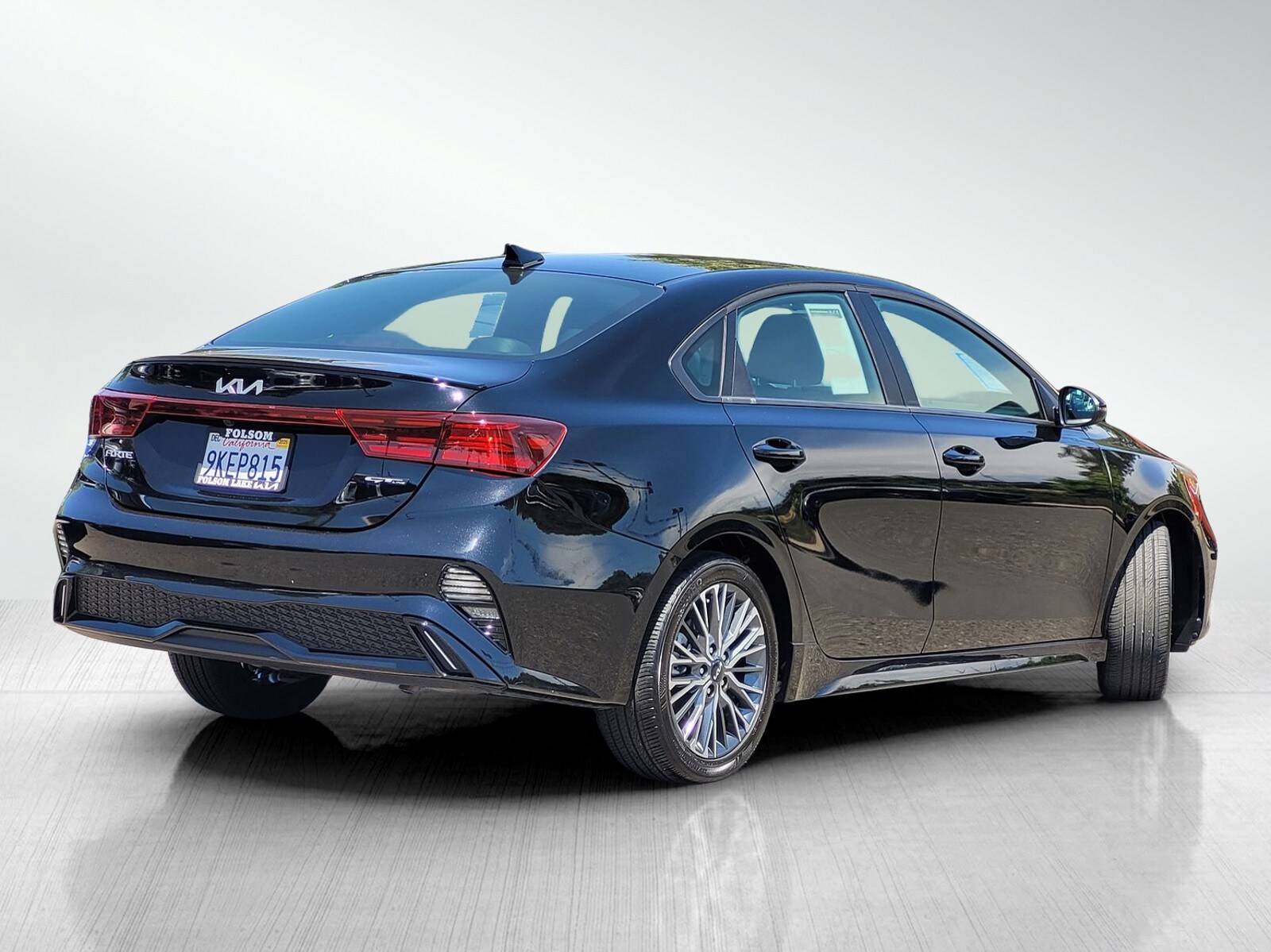 2024 Kia Forte GT-Line photo 4
