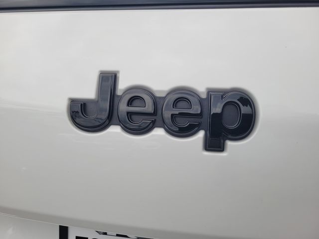 2021 Jeep Grand Cherokee L Altitude photo 6
