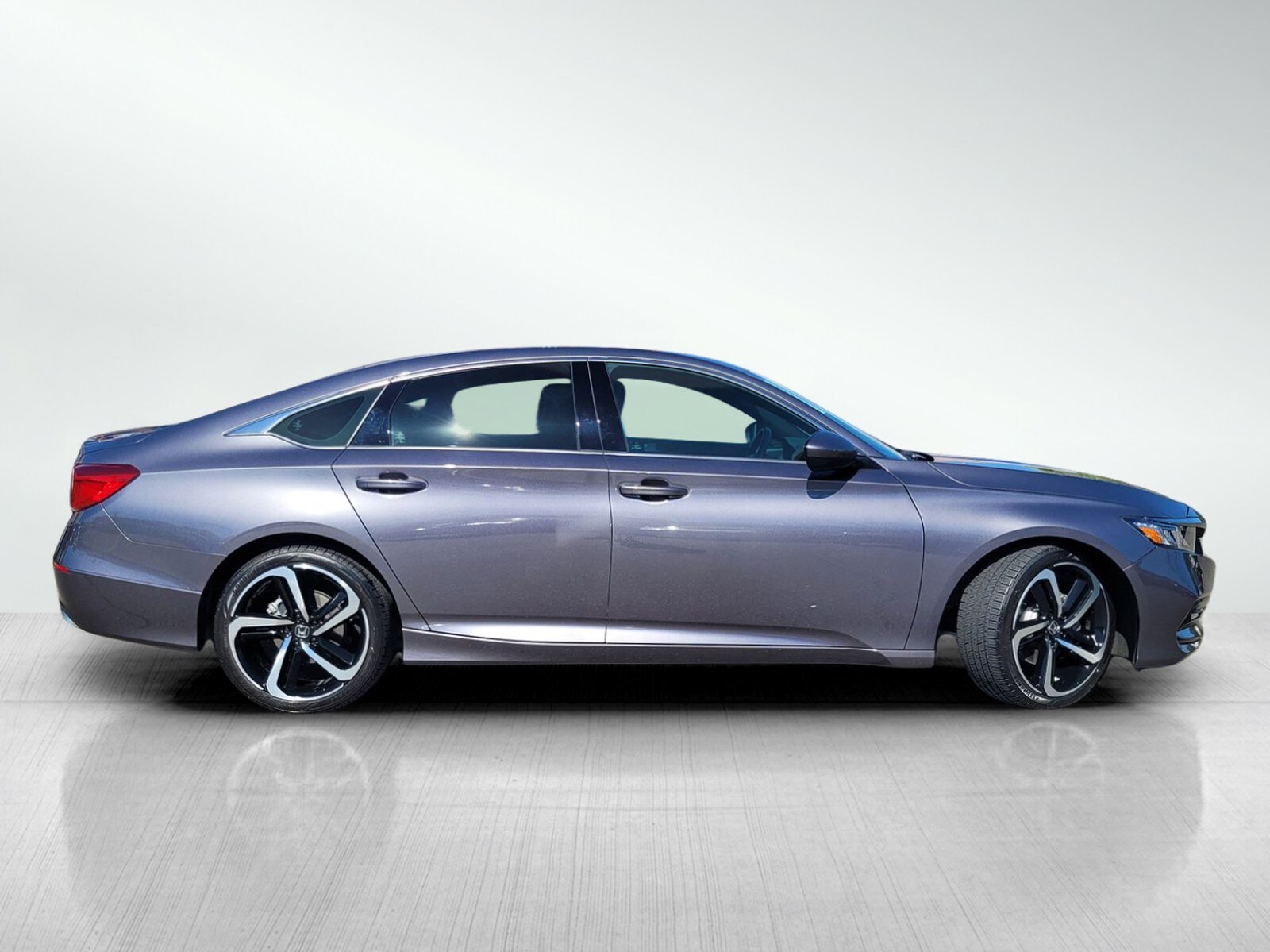 2020 Honda Accord Sport photo 3