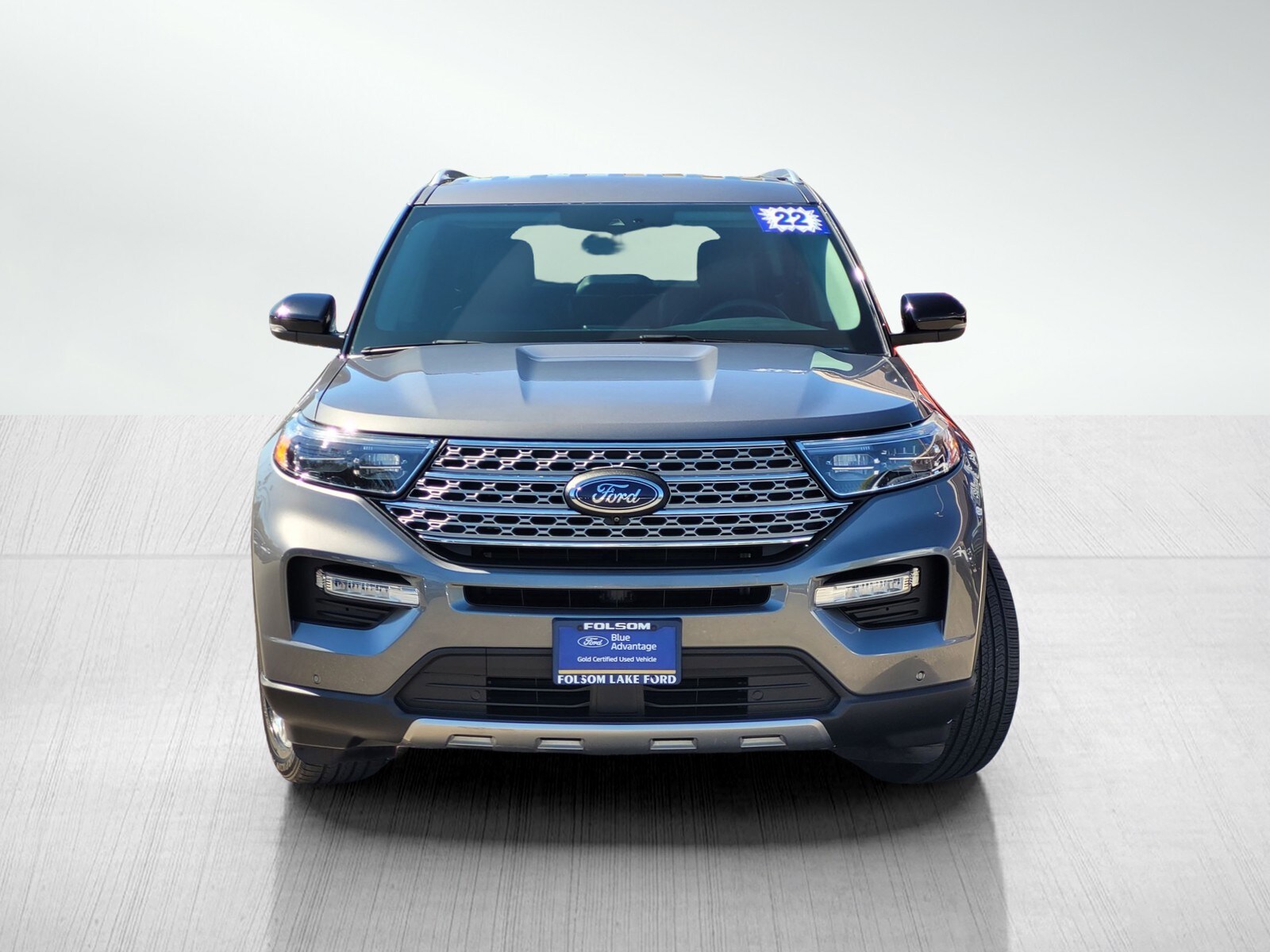 2022 Ford Explorer Limited photo 2