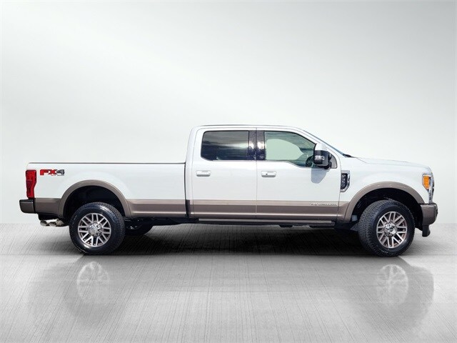 2018 Ford F-350 King Ranch photo 3