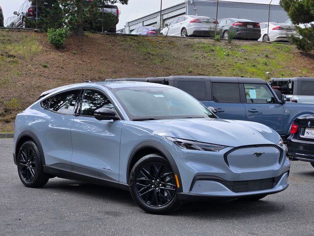 2026 Ford Mustang-Mach-e Select's photo