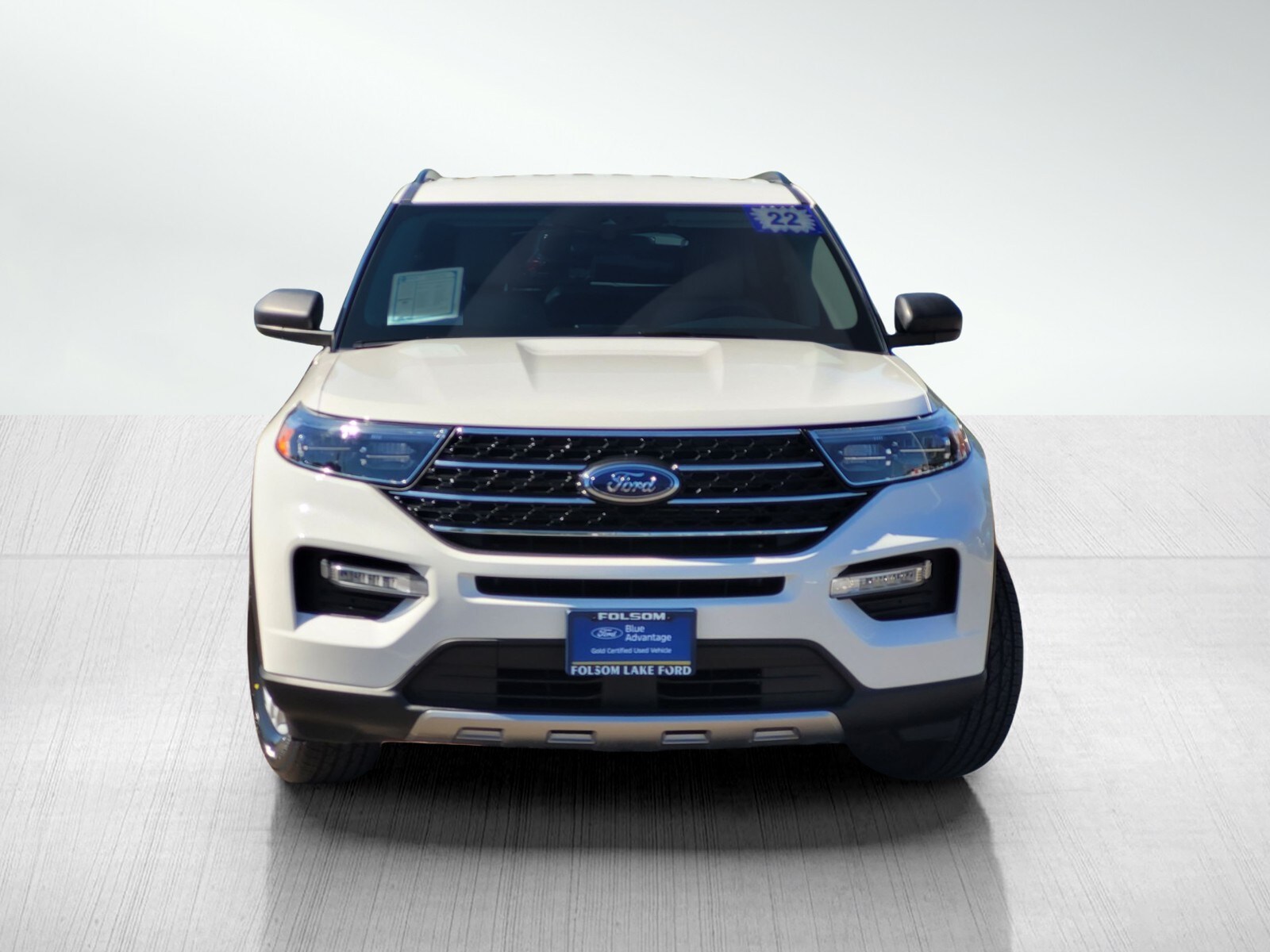 2022 Ford Explorer XLT photo 2