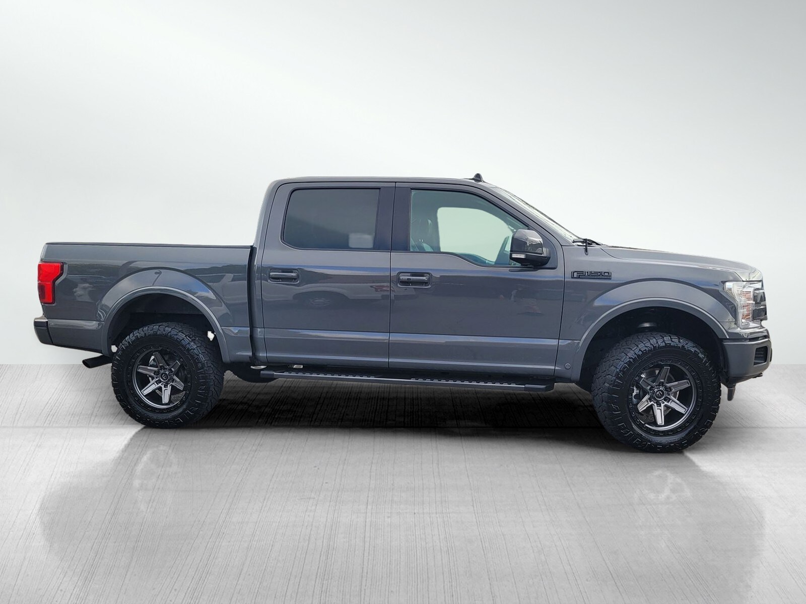 2020 Ford F-150 Lariat photo 3